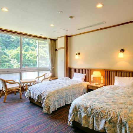 Yugawara-Onsen Manyoso Hotel Eksteriør billede